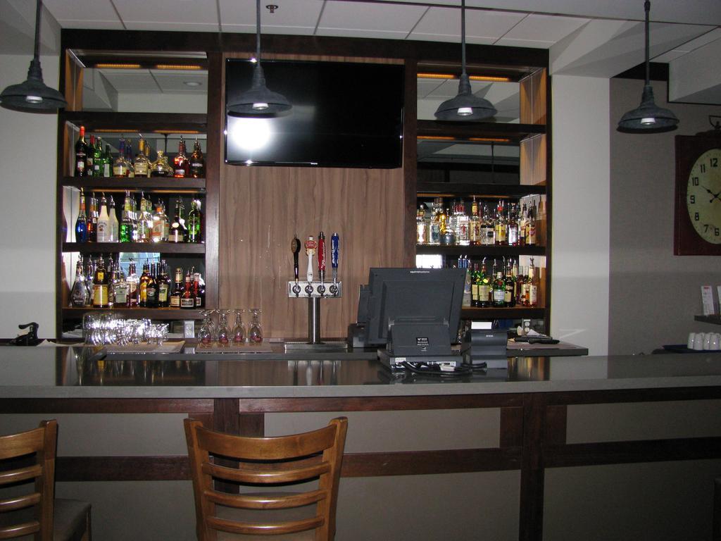 Billy Barker Casino Hotel Кенель Экстерьер фото